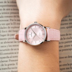 Montre dame acier sur cuir...